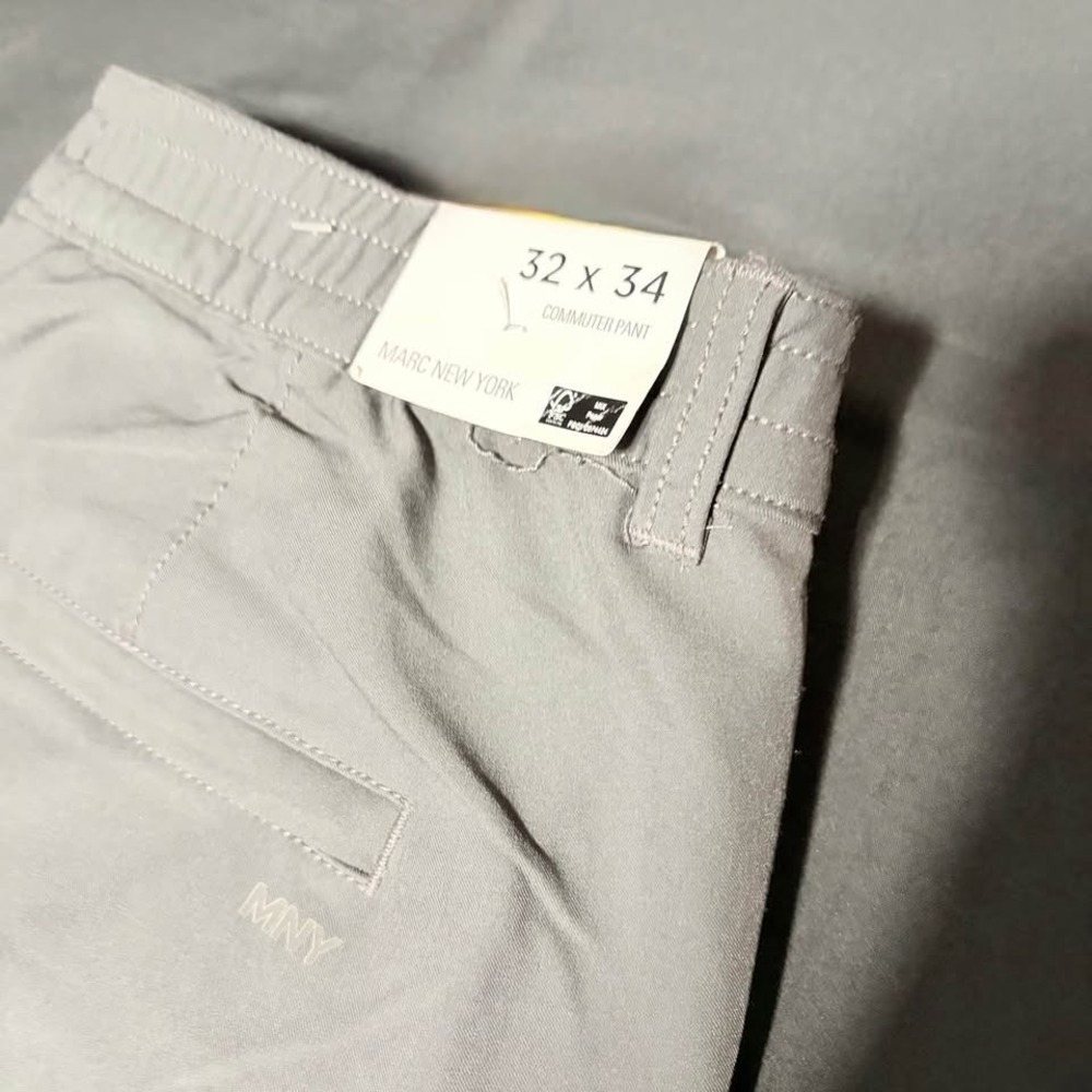 Marc New York Commuter Pants Mens 32x34 Gray Stretch Performance Chinos NWT